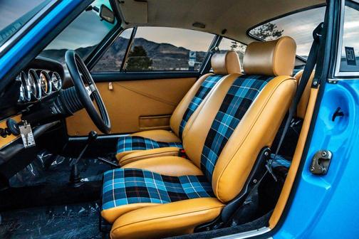 Blue 1970 Porsche 911