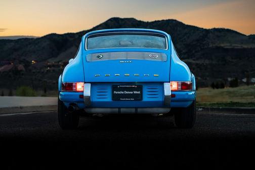 Blue 1970 Porsche 911