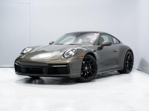 2024 Porsche 911 Carrera 4