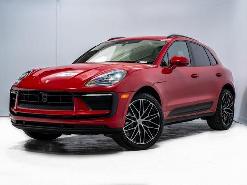 2026 Porsche Macan Base