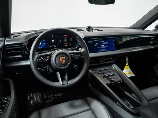 Volcano Grey Metallic 2026 Porsche Macan 4