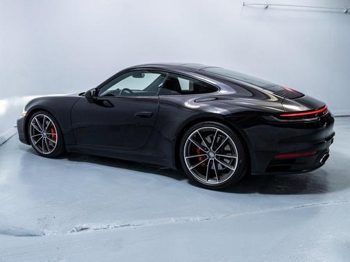 2023 Porsche 911 Carrera 4S