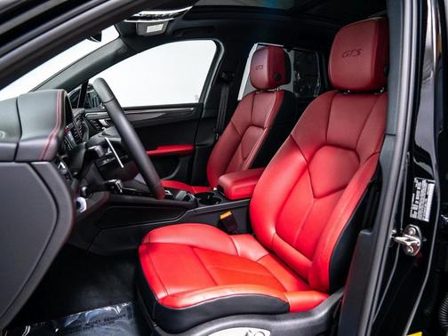 2026 Porsche Macan GTS