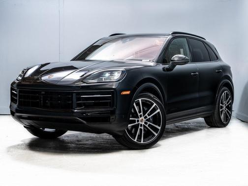 2026 Porsche Cayenne Base