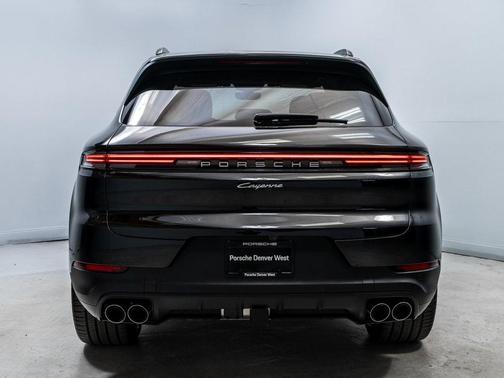 2026 Porsche Cayenne Base