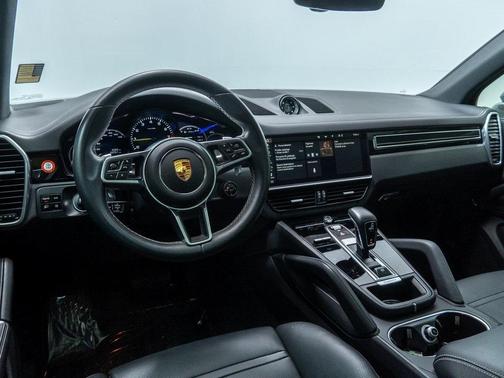 2020 Porsche Cayenne AWD