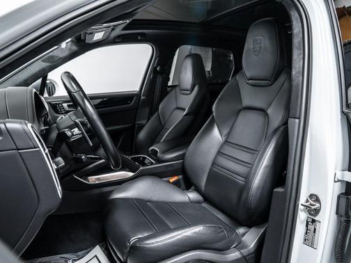 2020 Porsche Cayenne Turbo S