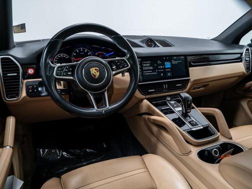 2020 Porsche Cayenne Base
