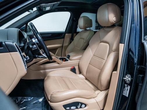 2020 Porsche Cayenne Base