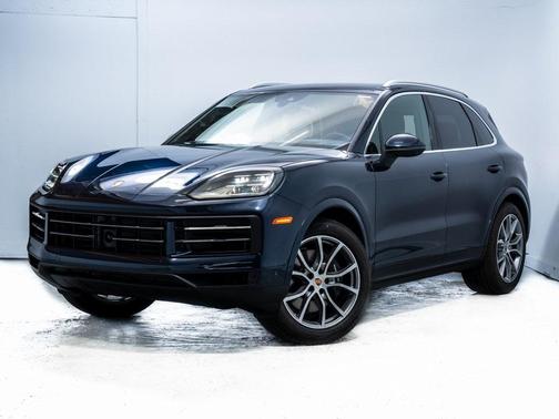 2025 Porsche Cayenne Base