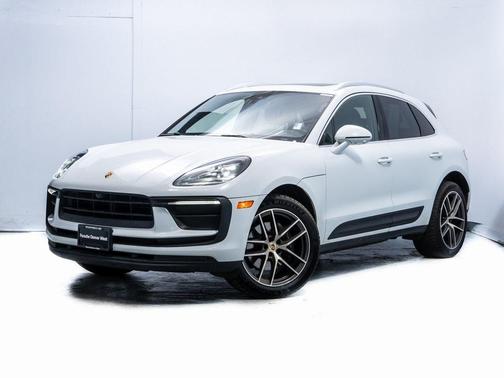 2022 Porsche Macan Base
