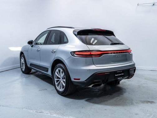 2024 Porsche Macan T