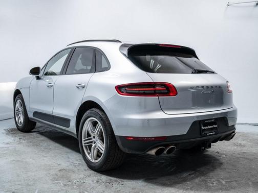2017 Porsche Macan S