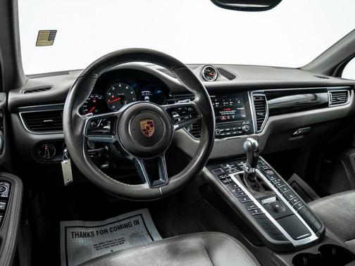 2017 Porsche Macan S