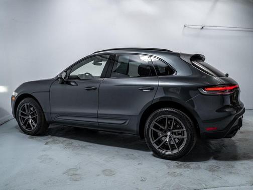 2024 Porsche Macan T