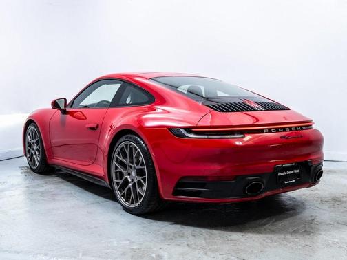 2022 Porsche 911 Carrera S