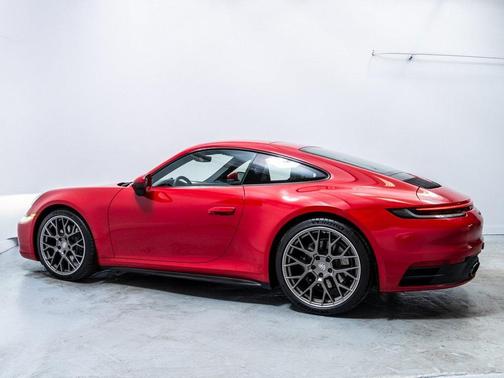 2022 Porsche 911 Carrera S