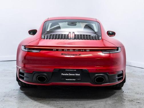 2022 Porsche 911 Carrera S