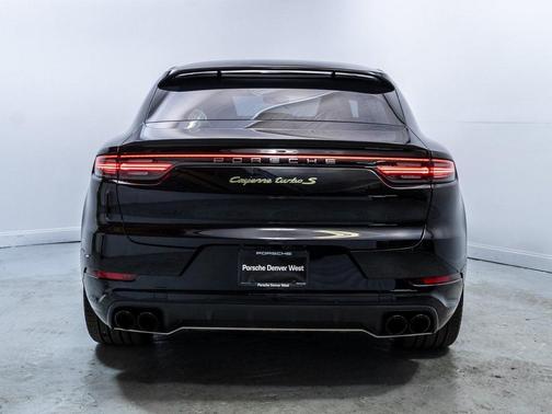 2021 Porsche Cayenne E-Hybrid Coupe Turbo S