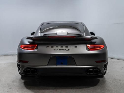 2015 Porsche 911 Turbo S