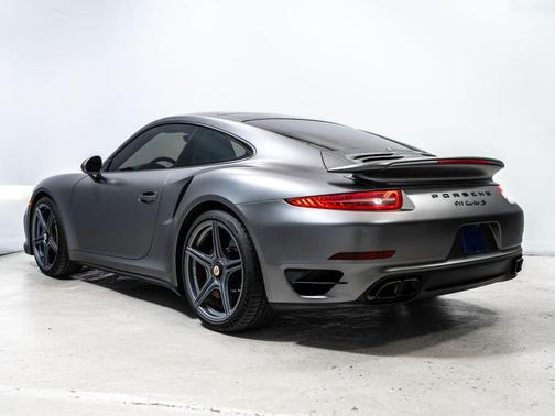 2015 Porsche 911 Turbo S