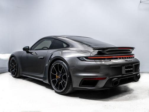 2021 Porsche 911 Turbo