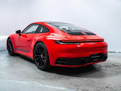 2023 Porsche 911 Carrera T