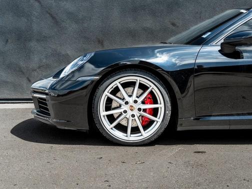 2021 Porsche 911 Targa 4S