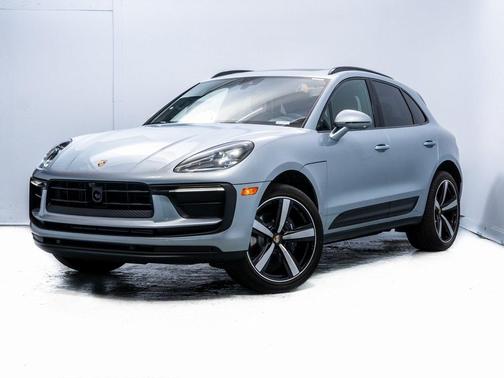 2026 Porsche Macan Base