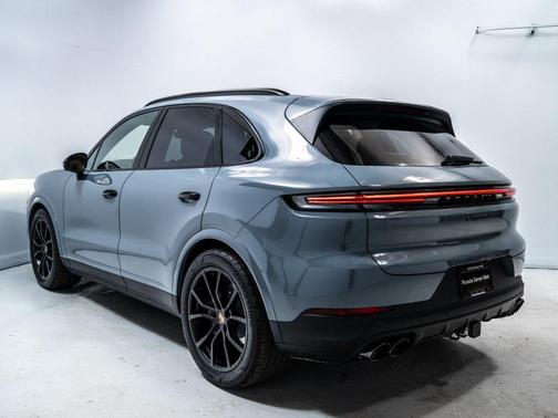 2026 Porsche Cayenne S