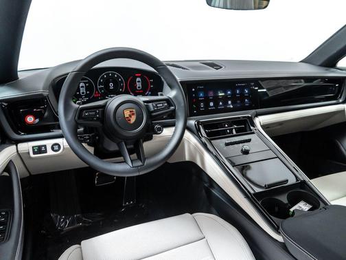 Montego Blue Metallic 2026 Porsche Panamera 4