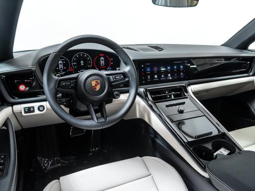 Montego Blue Metallic 2026 Porsche Panamera 4