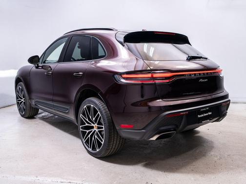Copper 2026 Porsche Macan Base