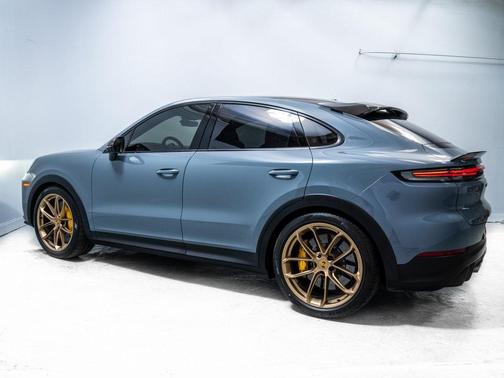 2024 Porsche Cayenne Turbo GT