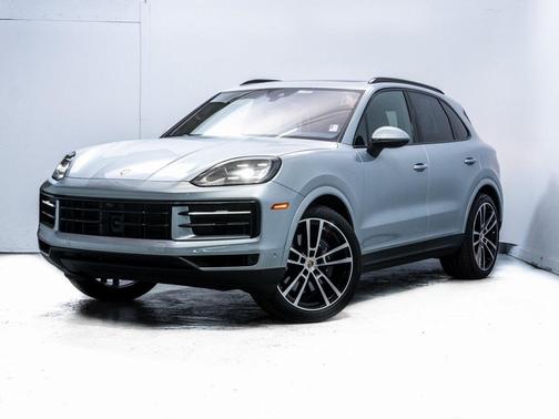 2024 Porsche Cayenne Base