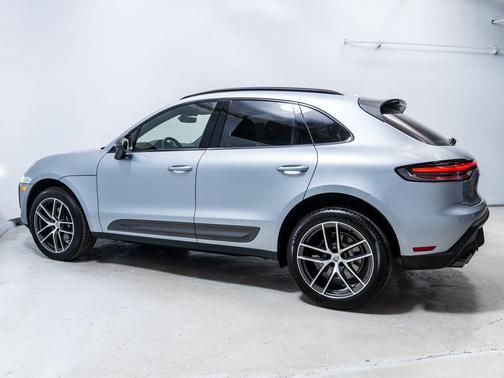 2026 Porsche Macan T