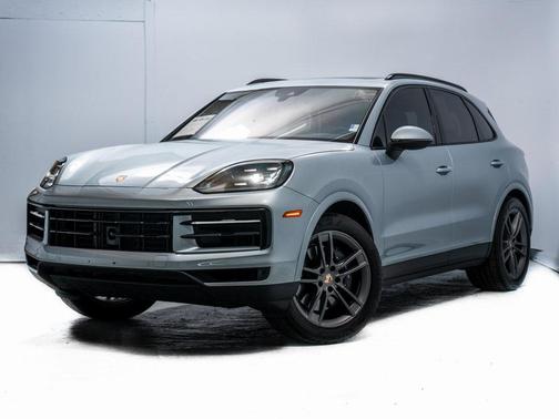 2024 Porsche Cayenne Base