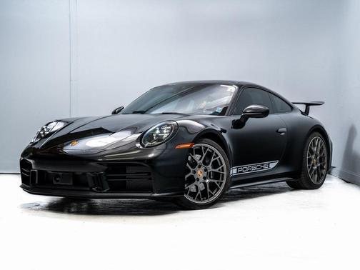 2025 Porsche 911 Carrera