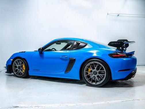 2023 Porsche 718 Cayman GT4 RS