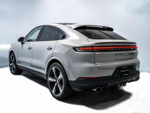2026 Porsche Cayenne AWD