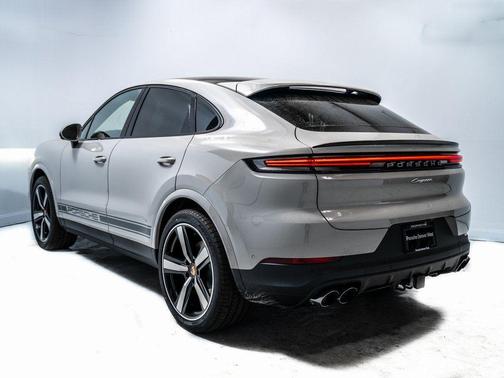2026 Porsche Cayenne AWD