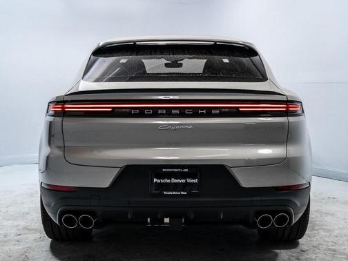 2026 Porsche Cayenne AWD