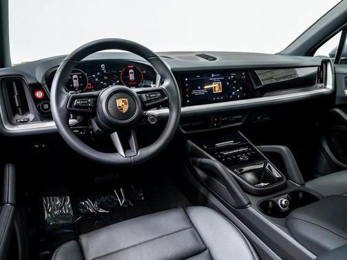 2026 Porsche Cayenne Base