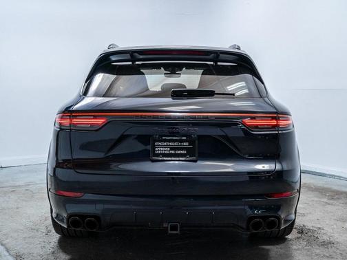 2022 Porsche Cayenne GTS