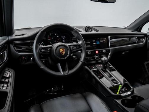 2026 Porsche Macan T