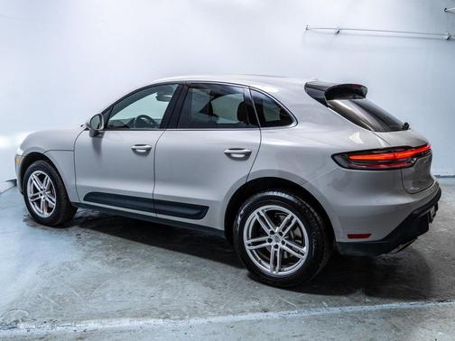 2023 Porsche Macan 