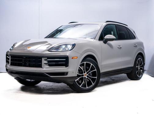 Chalk 2026 Porsche Cayenne Base