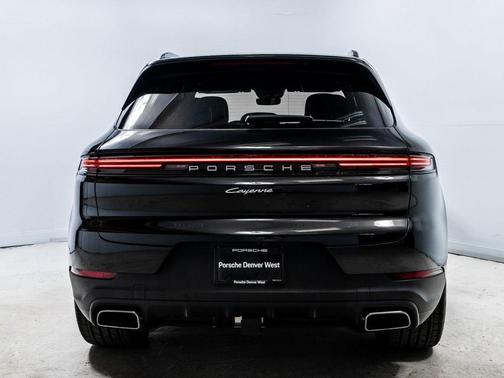 2026 Porsche Cayenne Base
