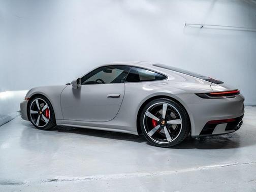2023 Porsche 911 