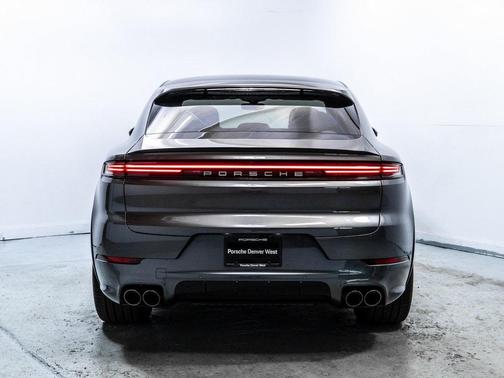 2026 Porsche Cayenne AWD